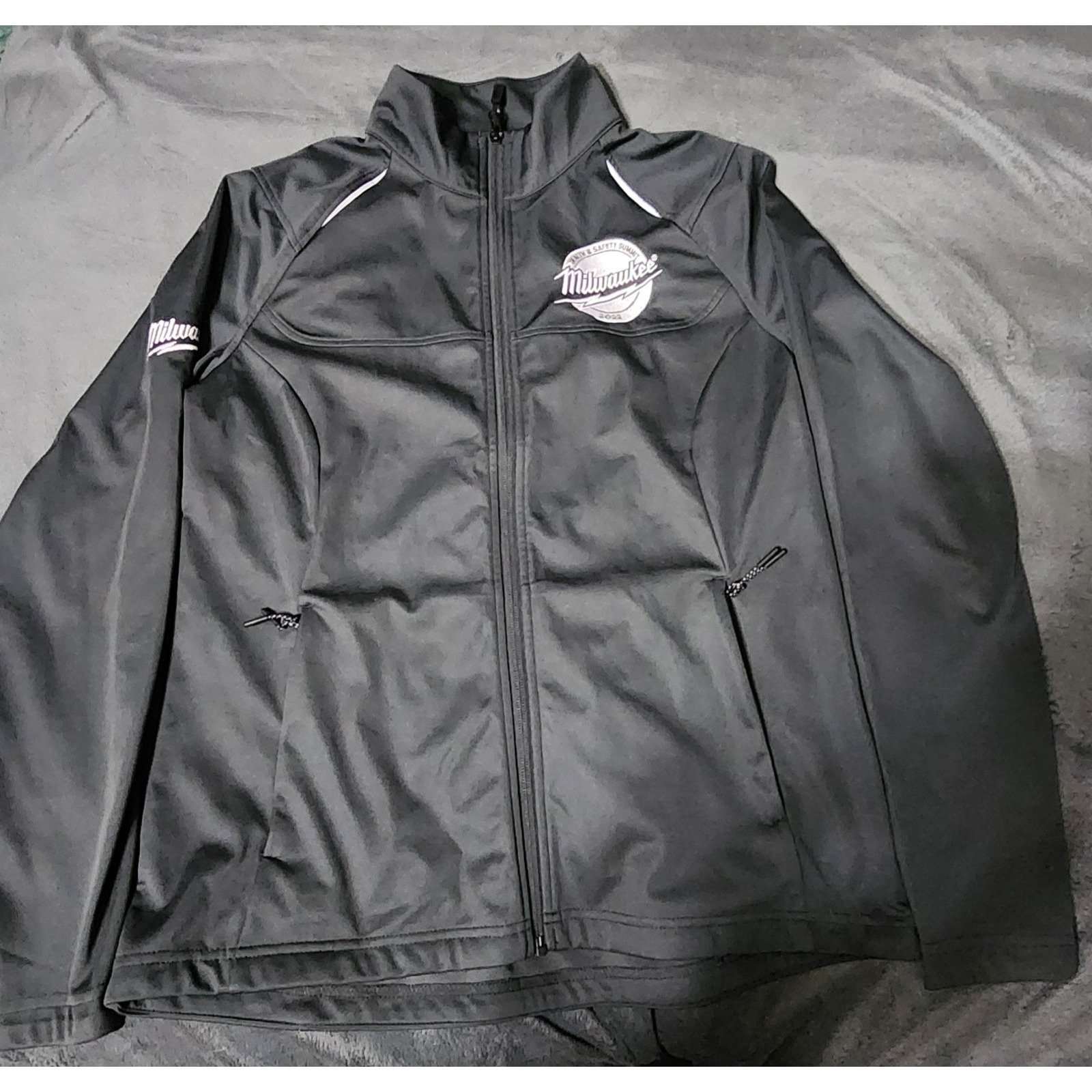 Stormtech Softshell Jacket Milwaukee Logo Charcoal Gray Size Medium
